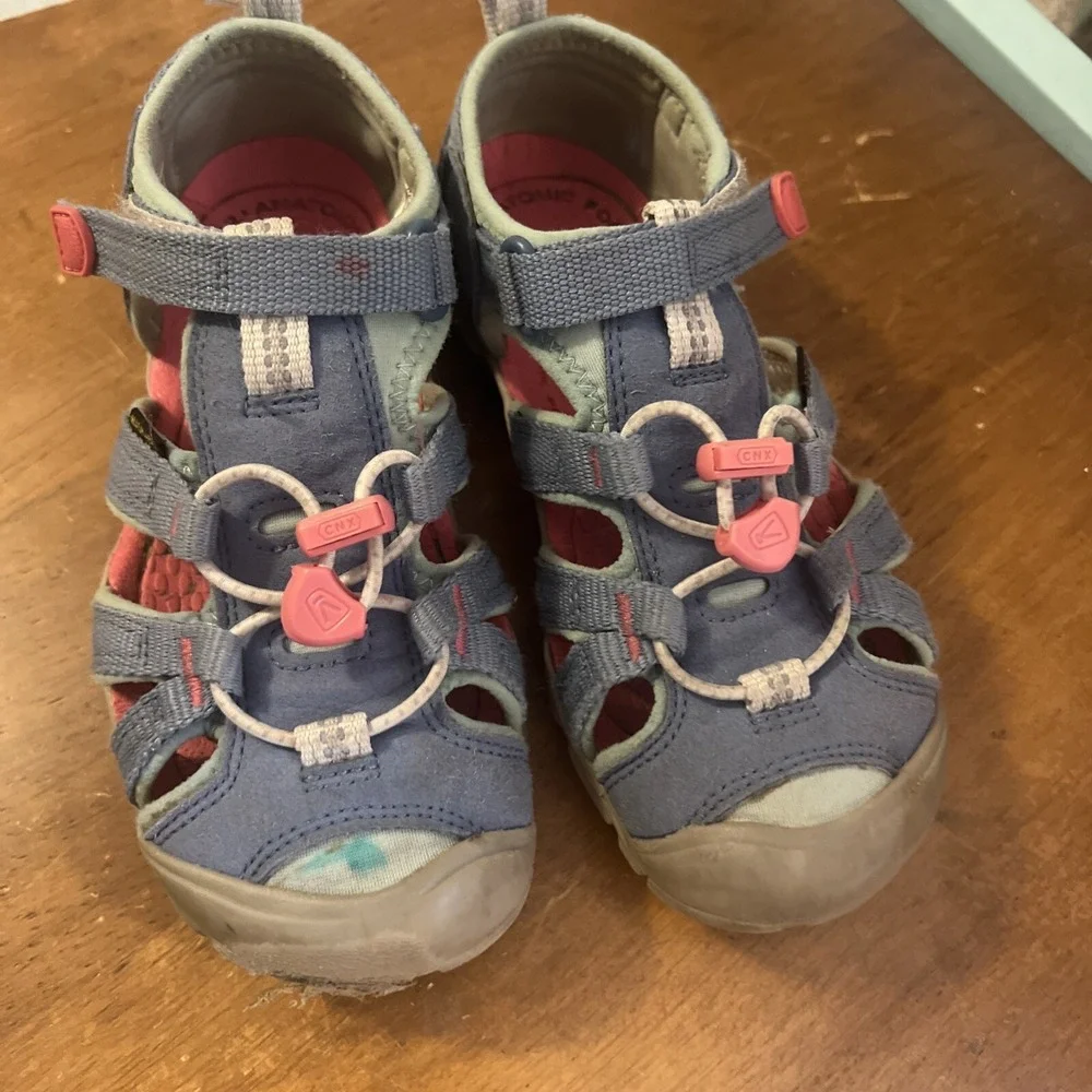 Keen Waterproof Sandal Blue/Pink Children Size 13